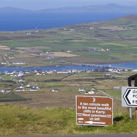 Holiday Homes - Stone * Ballinskelligs